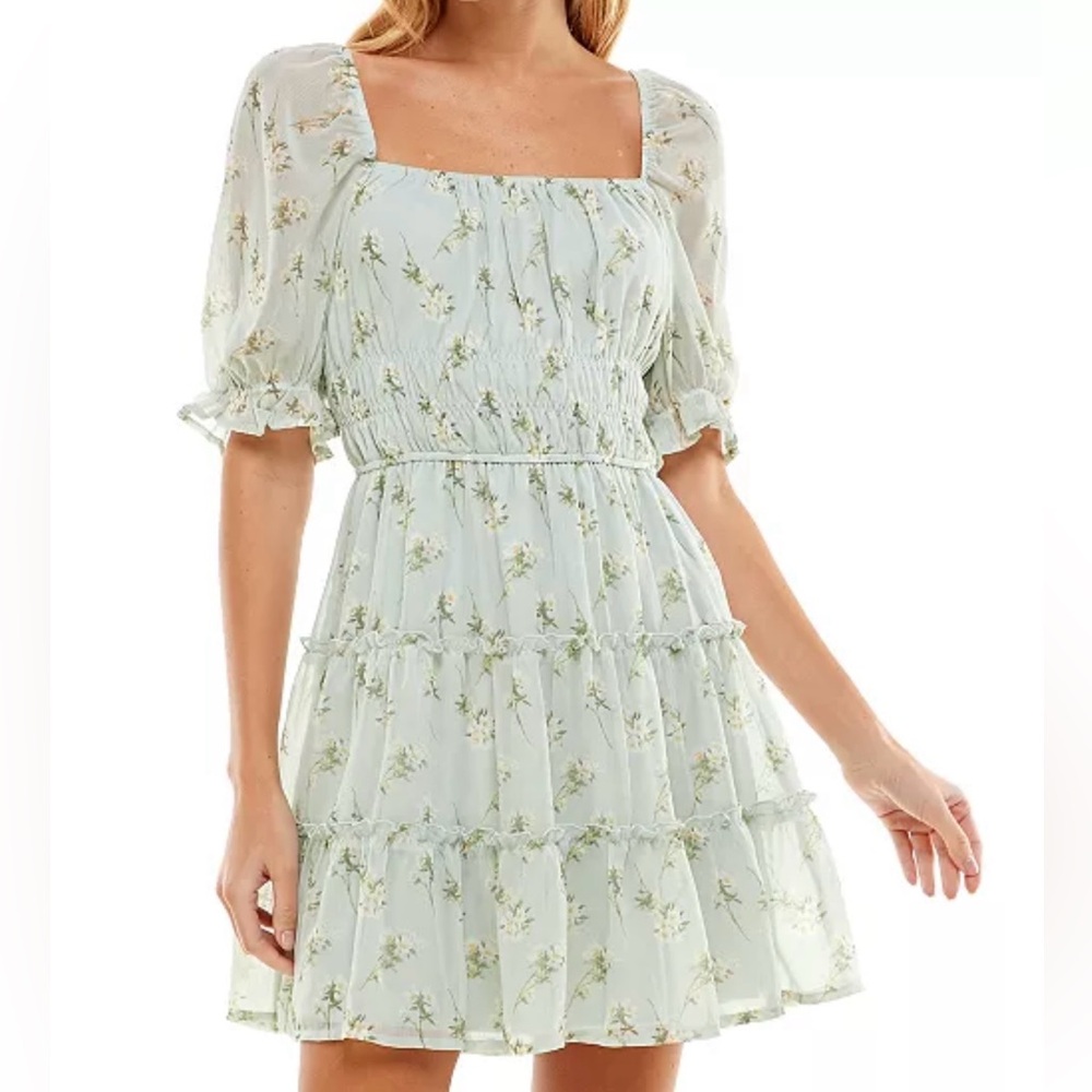 Trixxi Light Green Juniors' Printed Ruched-Waist Floral Dress